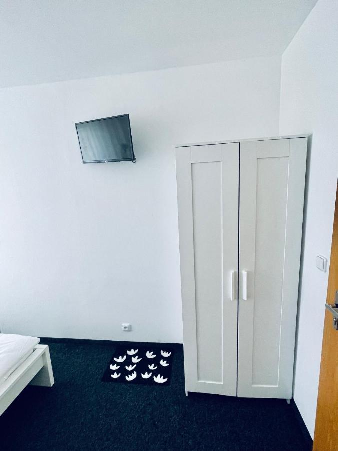 Apartmany Bryksova Prague Luaran gambar