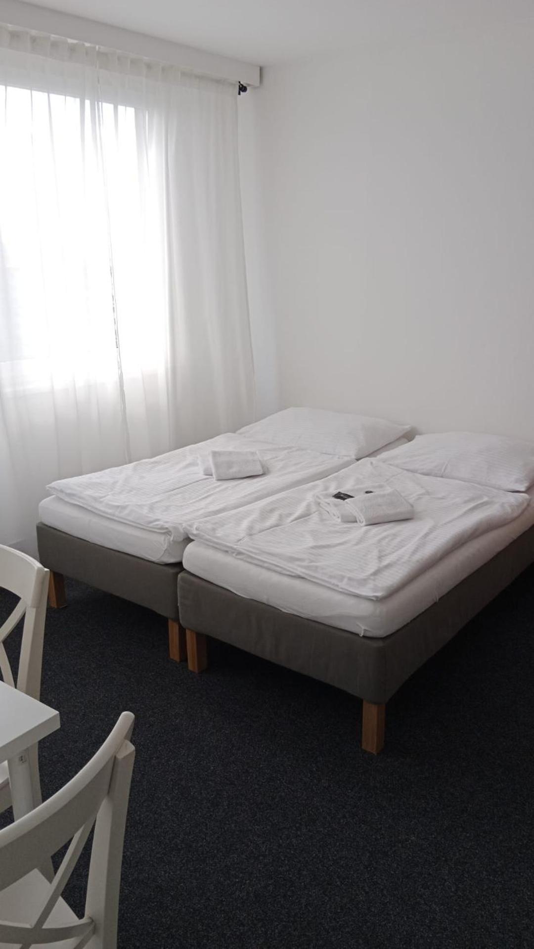 Apartmany Bryksova Prague Luaran gambar